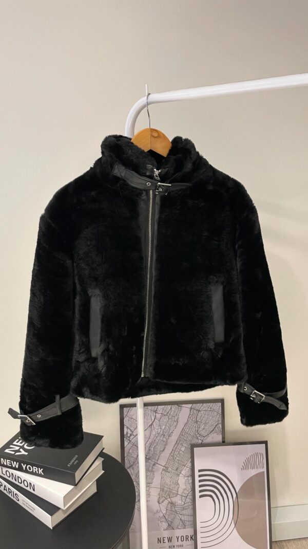 CAMPERA MERCE - Imagen 4