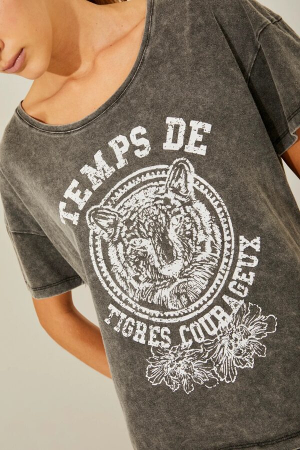 REMERA COUR WAHS - Millie - Imagen 2