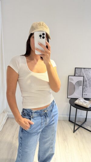 REMERA MALVINA St.Marie