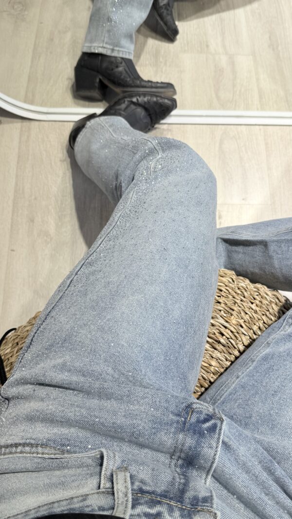JEANS GLOW - Anticipo de temporada