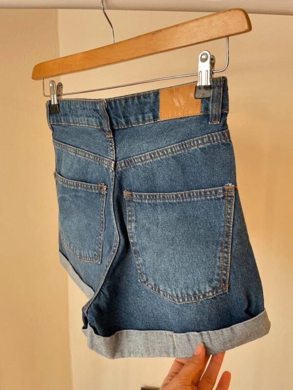 SHORT STONE - Imagen 3