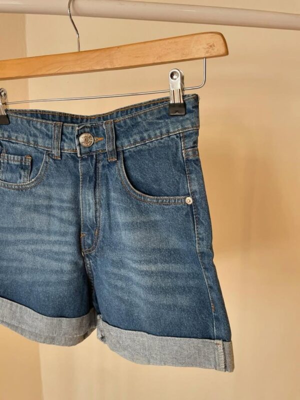 SHORT STONE - Imagen 2