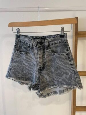 SHORT OLUGMAL