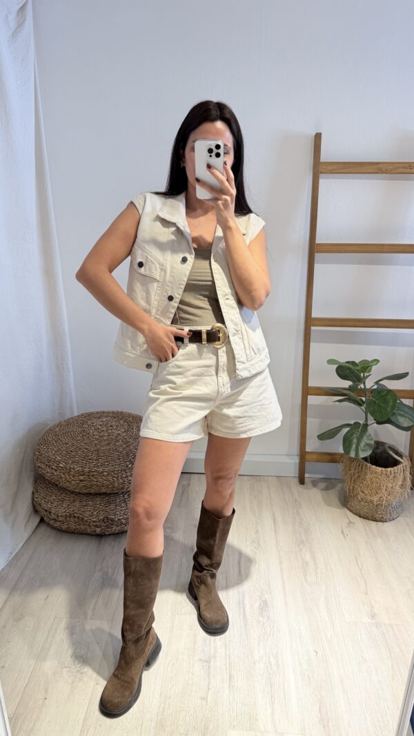 SHORT WILD - Imagen 4