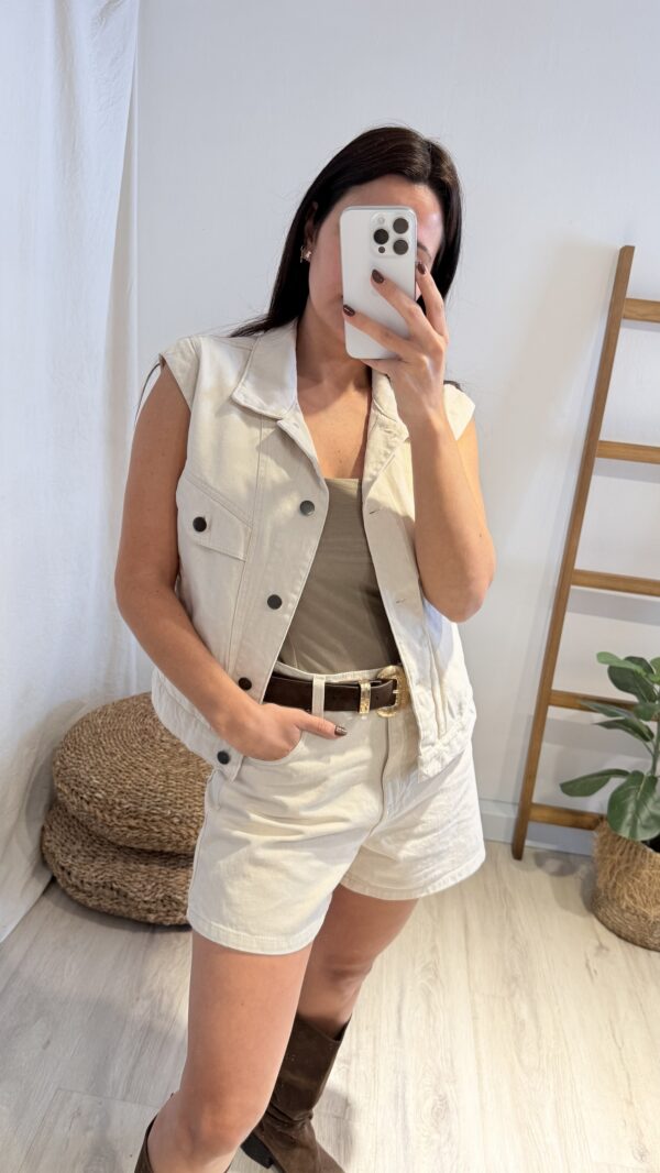 SHORT WILD - Imagen 2