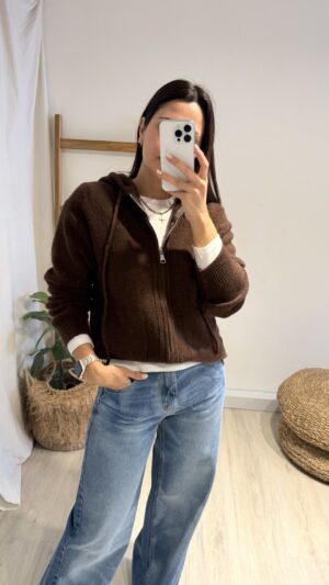 CAMPERA BETH