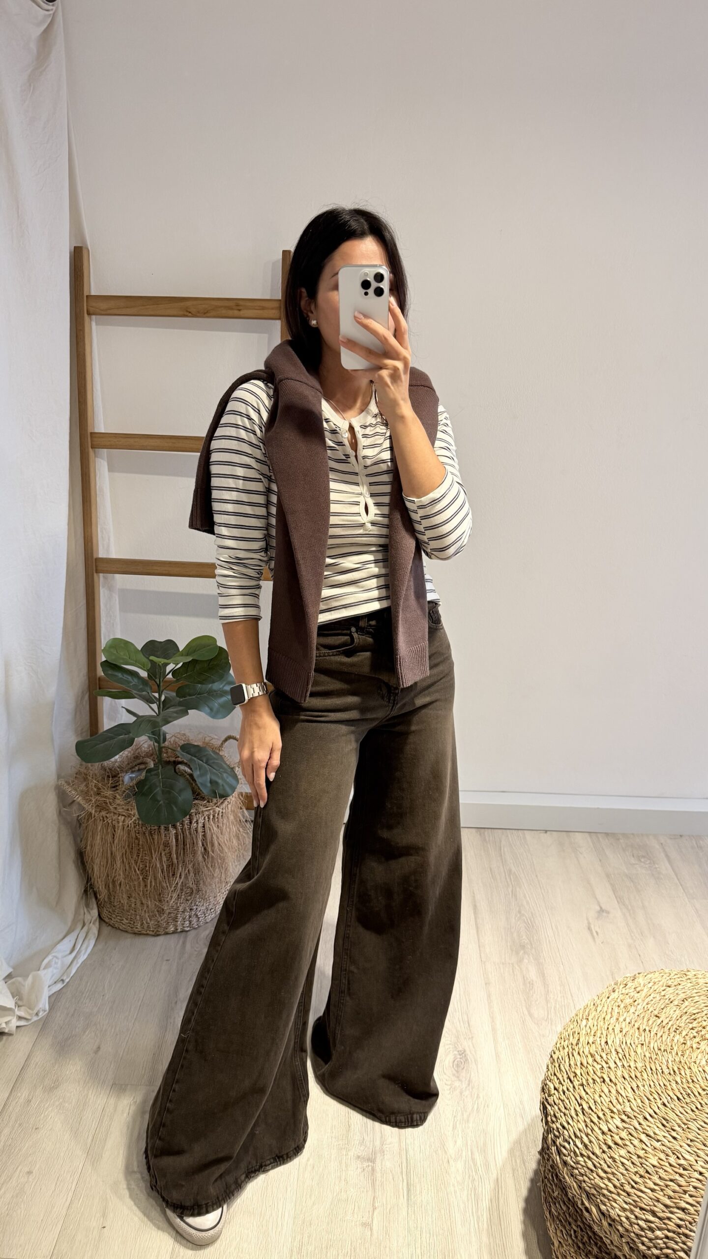 WIDE LEG LIZE