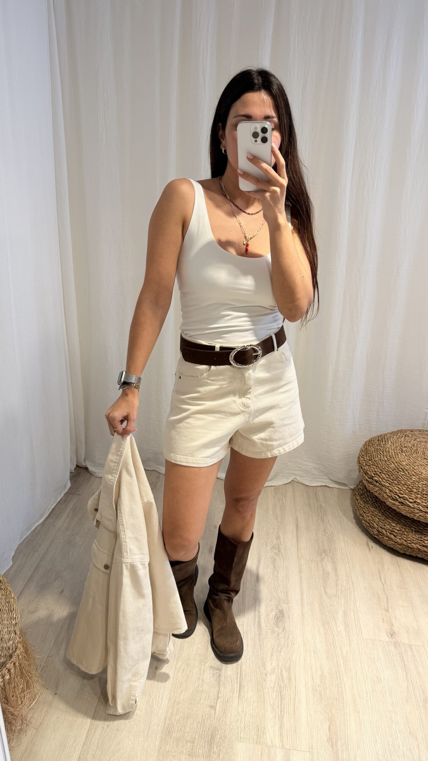 SHORT WILD - Imagen 4