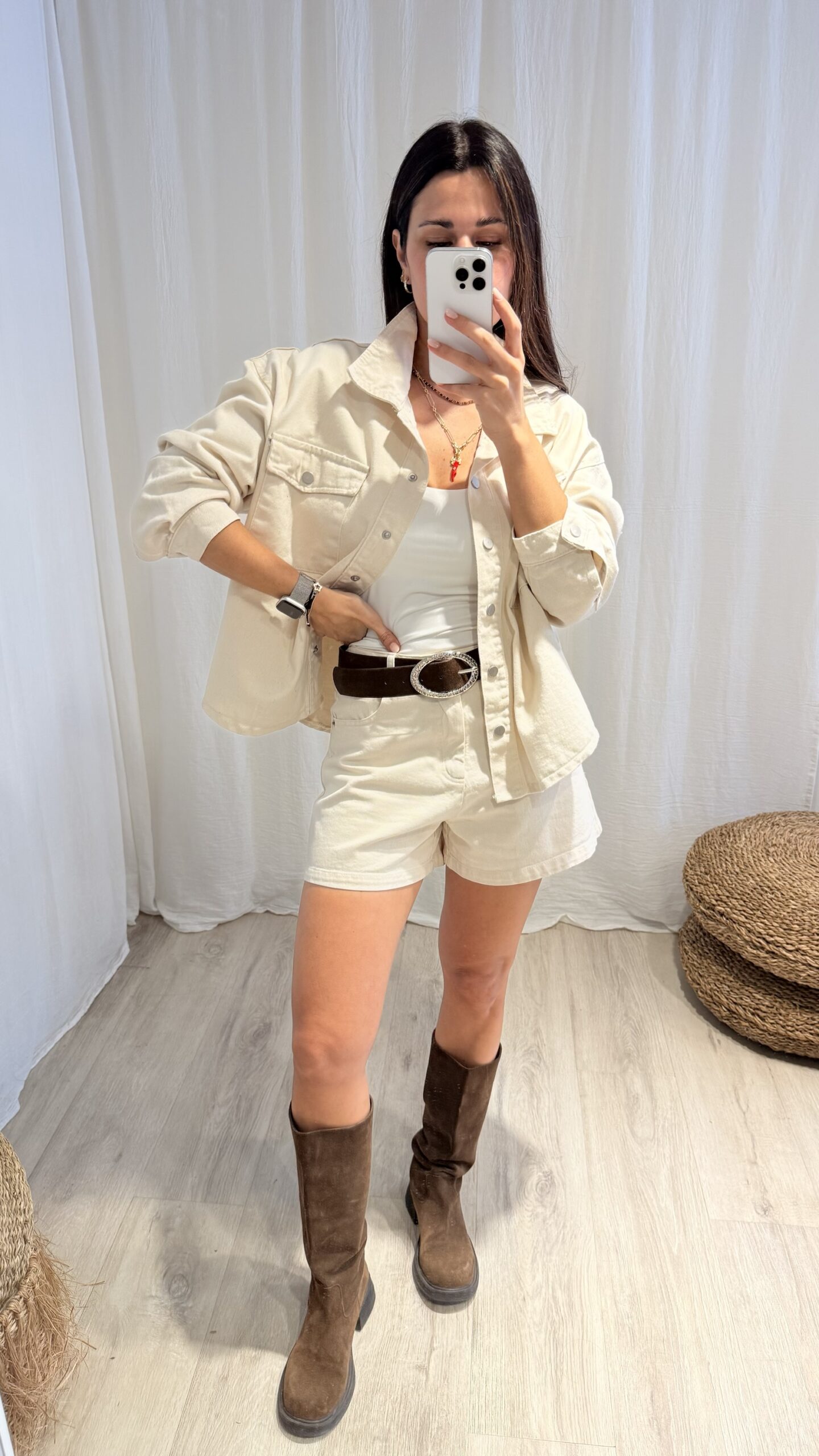 SHORT WILD - Imagen 3